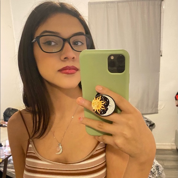 Meet your Posher, Ruby - Picture 1 of 1